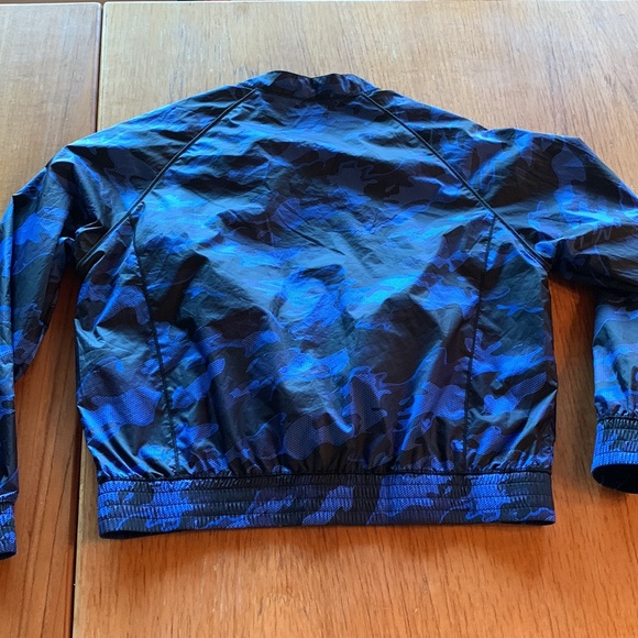 Ivy Park blue camo cropped jacket - Picture 5 of 6